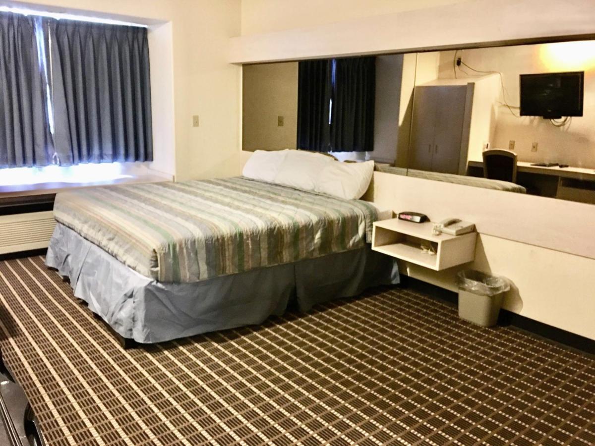 Travelodge By Wyndham Chadron Dış mekan fotoğraf